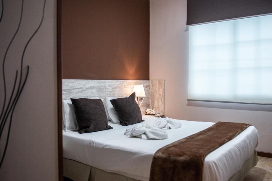 hotel ancora