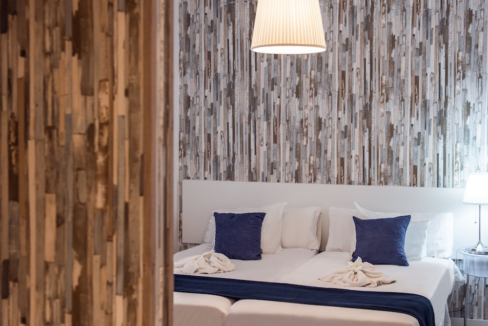 hotel ancora