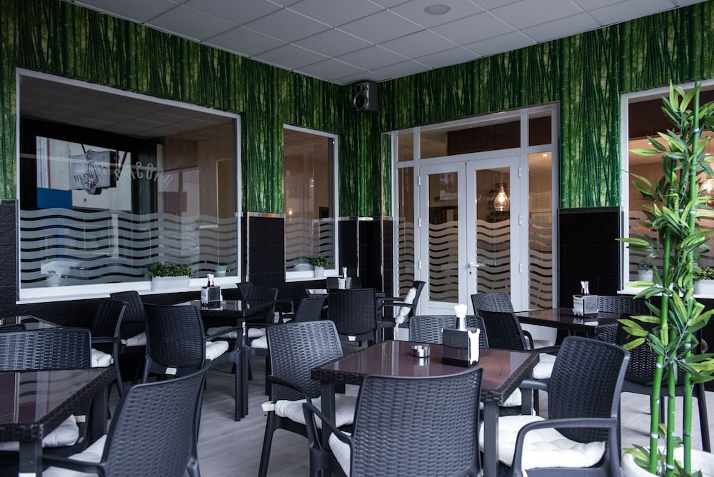 hotel ancora
