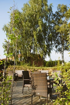 zaliasis slenis self check in hotel