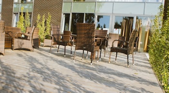 zaliasis slenis self check in hotel