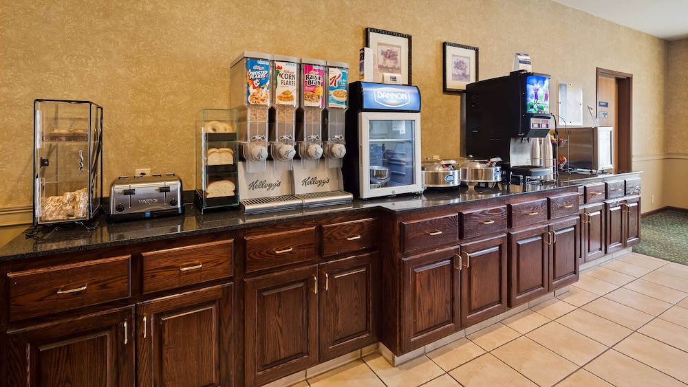 Best Western Penn-Ohio Inn & Suites,Hubbard>>Canfield,3 star