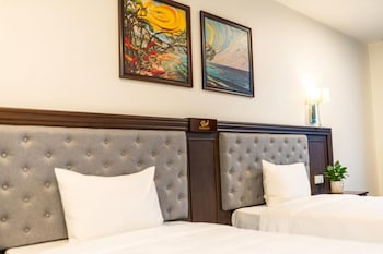 peace ha long hotel