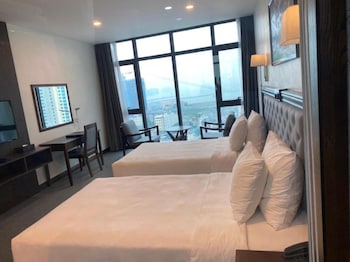 peace ha long hotel
