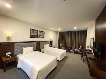 peace ha long hotel