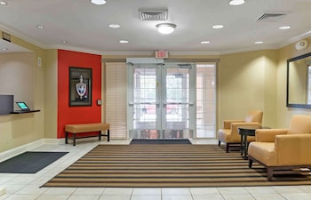 extended stay america suites detroit novi orchard hill place