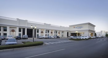 peermont metcourt at emperors palace johannesburg