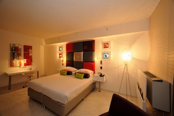 peermont metcourt at emperors palace johannesburg