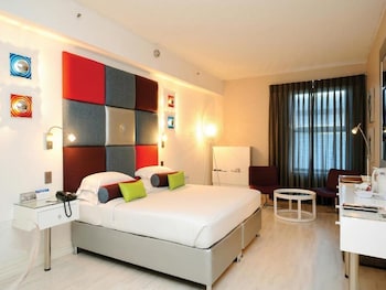 peermont metcourt at emperors palace johannesburg