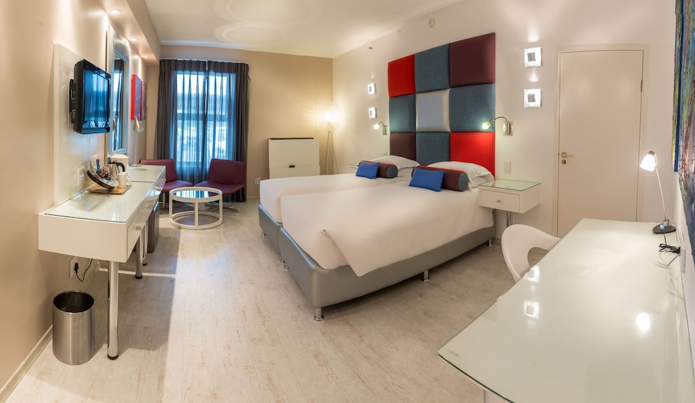 peermont metcourt at emperors palace johannesburg