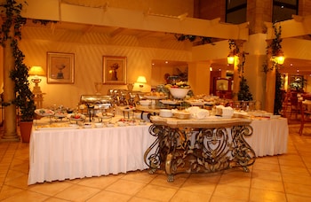 peermont metcourt at emperors palace johannesburg