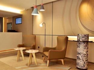 homeinn neo luoyang wanda plaza wangcheng park