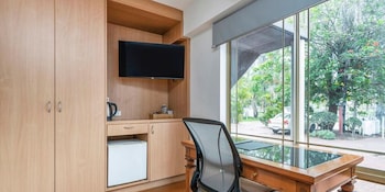 swan valley oasis resort