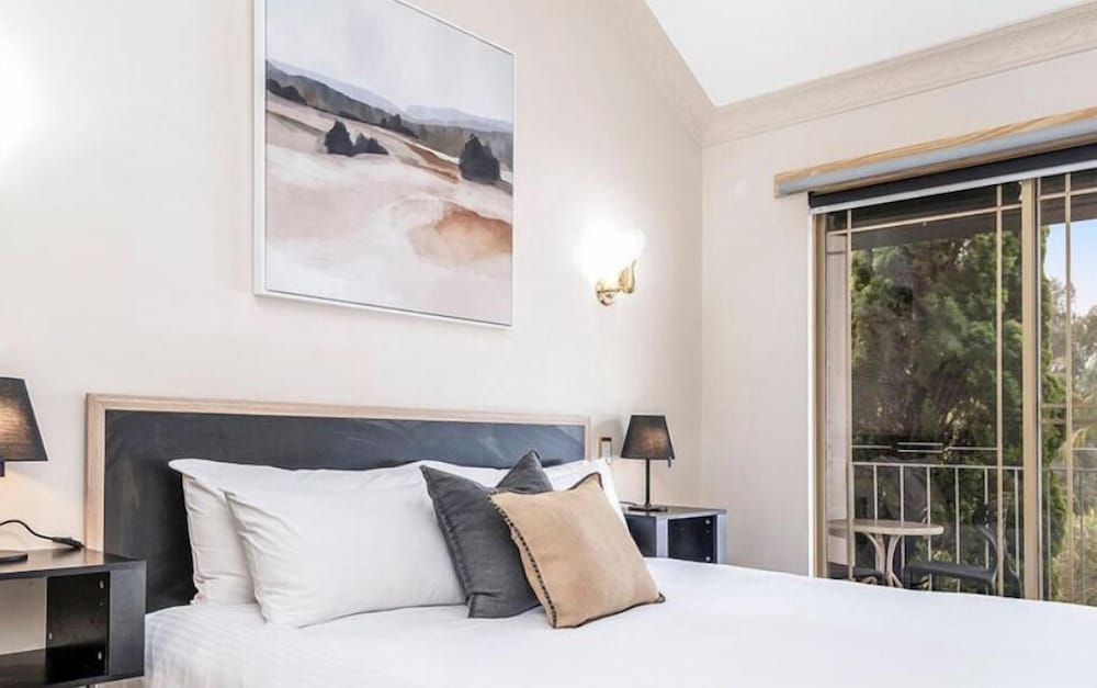 swan valley oasis resort