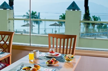 leonardo plaza dead sea