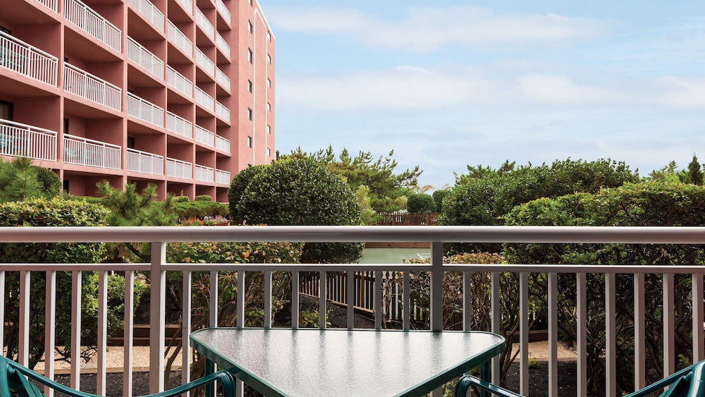 holiday inn ocean city by ihg