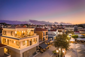 piazza suites