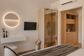 piazza suites
