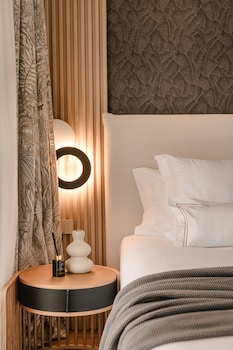 piazza suites