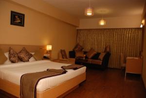 plakrishna inn