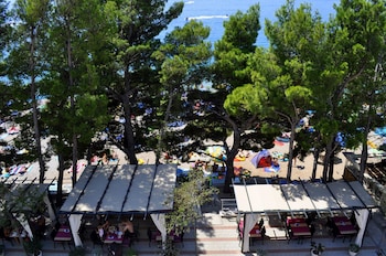 Hotel Milenij,Near Makarska Beach,4 star