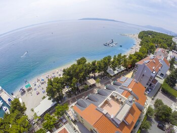 Hotel Milenij,Near Makarska Beach,4 star