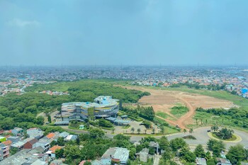 pleasant and tidy studio apartment springlake summarecon bekasi apartment