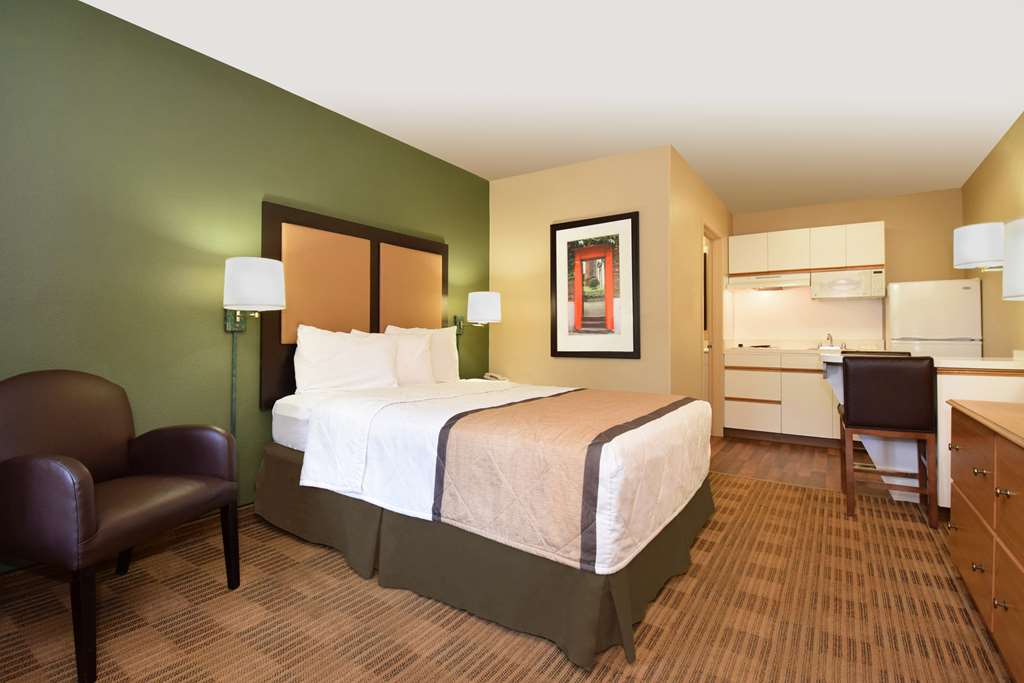 extended stay america suites san antonio airport