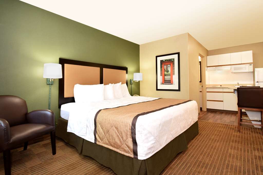 extended stay america suites san antonio airport