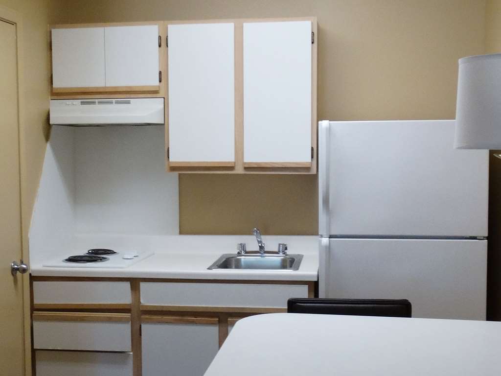 extended stay america suites san antonio airport