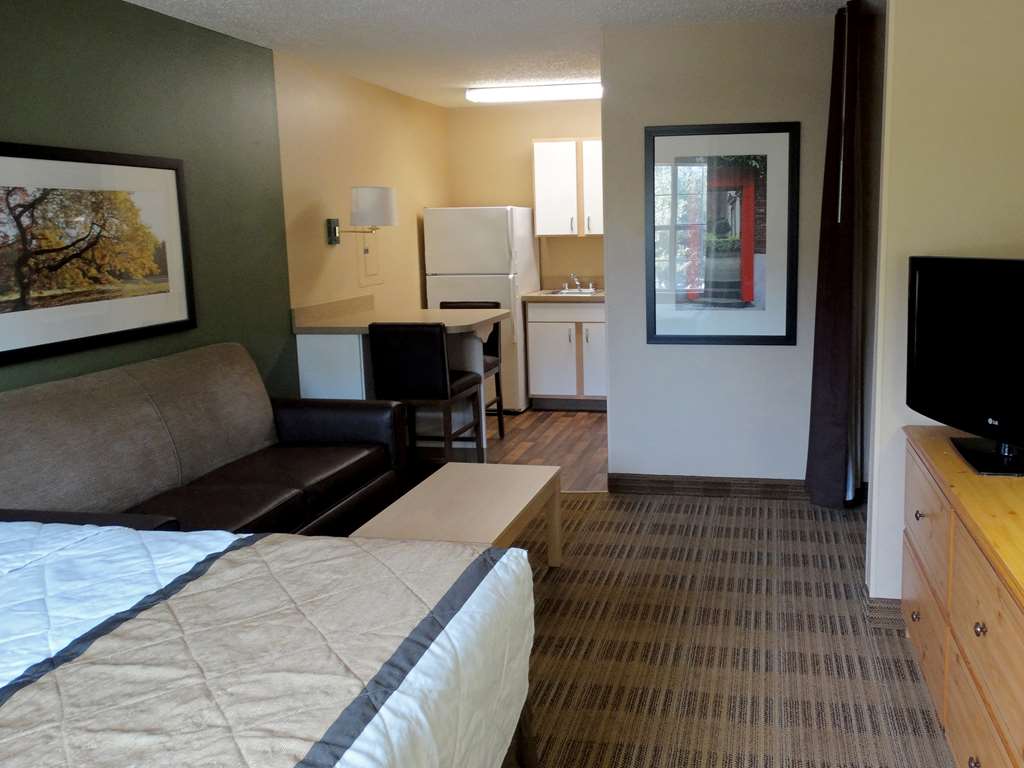 extended stay america suites san antonio airport