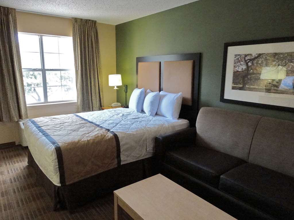extended stay america suites san antonio airport