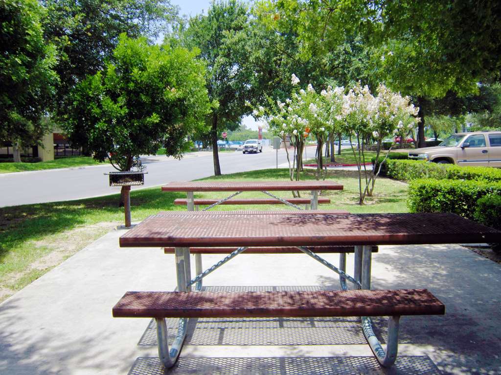 extended stay america suites san antonio airport