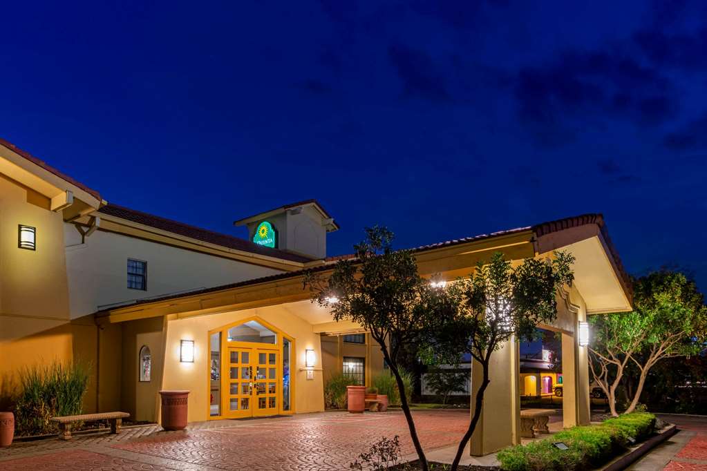 la quinta inn by wyndham san antonio lackland