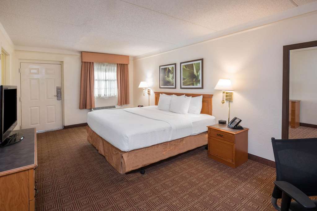la quinta inn by wyndham san antonio lackland