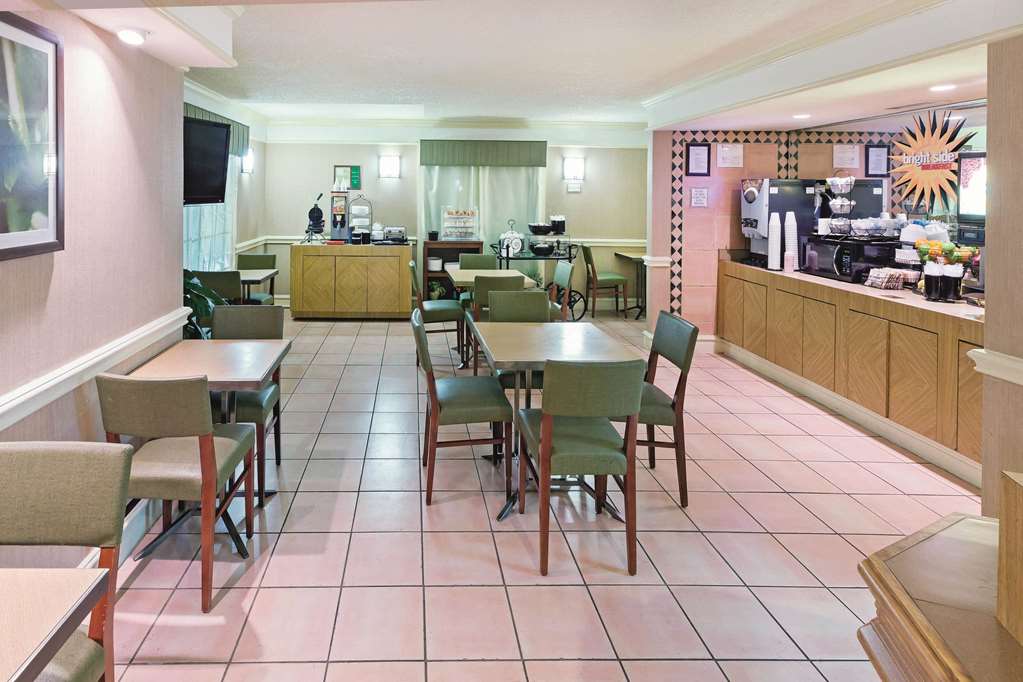 la quinta inn by wyndham san antonio lackland