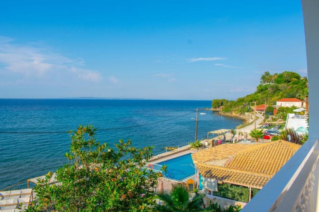 agoulos beach hotel
