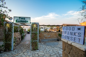 agoulos beach hotel