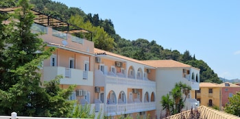 agoulos beach hotel