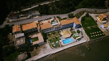 agoulos beach hotel
