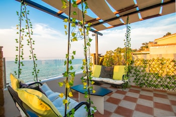 agoulos beach hotel