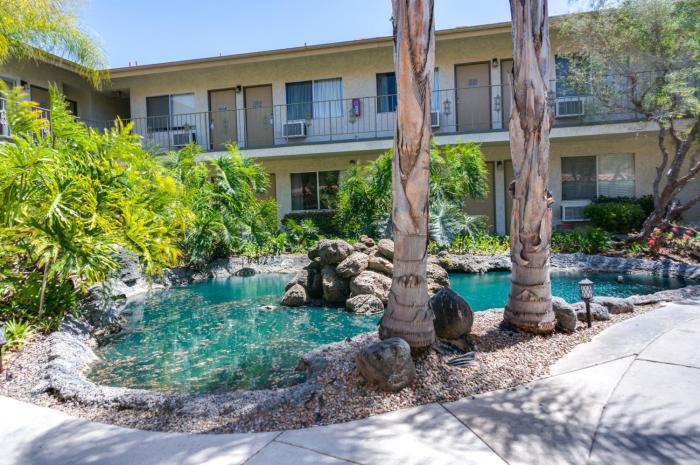 california suites hotel