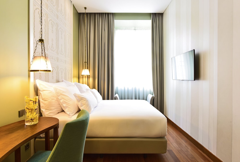 pousada de lisboa praca do comercio small luxury hotel