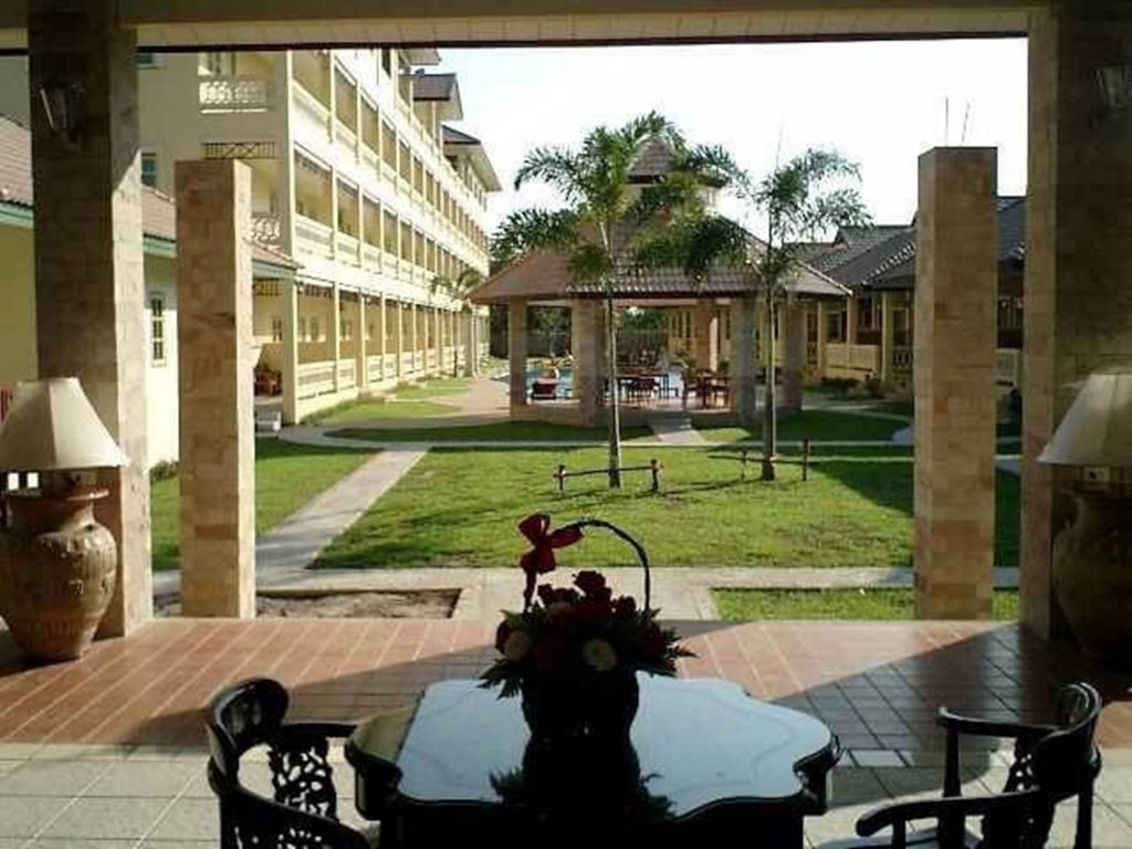 Le Palm Hotel,Near National Buffalo Museum,3 star