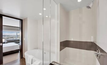 premium studio suite at vdara