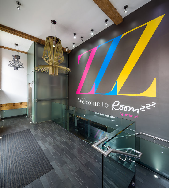 roomzzz manchester city
