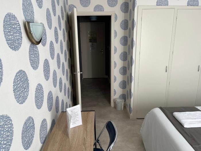 hotel le lyon vert commentry