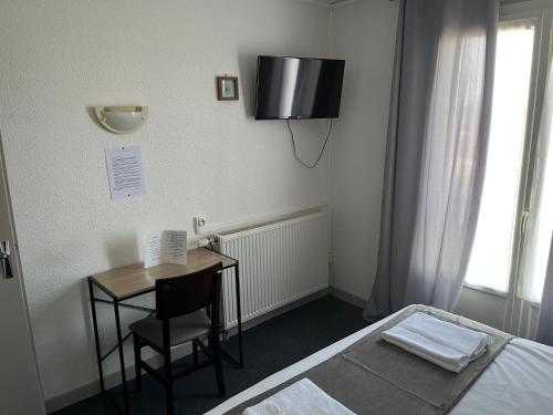 hotel le lyon vert commentry