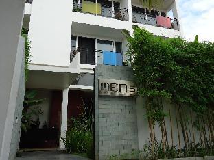 mens resort and spa caters to gay men