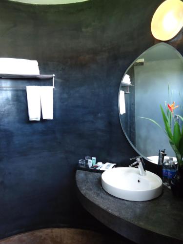mens resort and spa caters to gay men